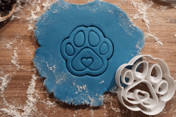 Love Pet Paw Cookie Cutter: A Versatile Tool for Pet-Loving Creators